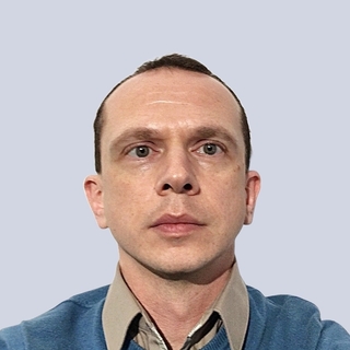 Zoltán Tóth, Senior software interface Programmer and Consultant.