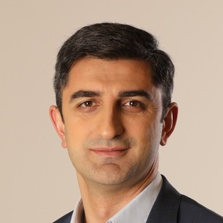 Shalva Akhrakhadze, CFA, Top financial management Consultant.