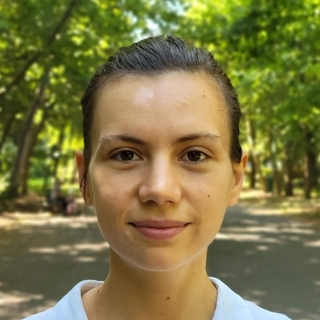 Bianca Ioana Ilca, Freelance Chai Programmer for Hire.