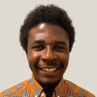 Solomon Ayoola, Expert front-end Programmer for Hire.