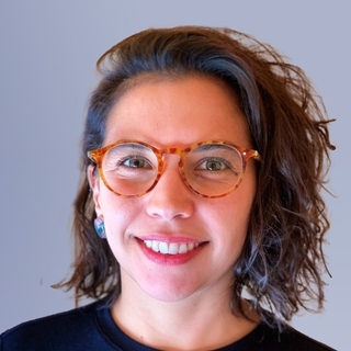 Sandra Gatica, Senior Mockups Designer for Hire.