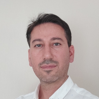 Mustafa Özpinar, Freelance Nexus Developer for Hire.