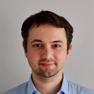 Valentin Louvet, NoSQL Coder.