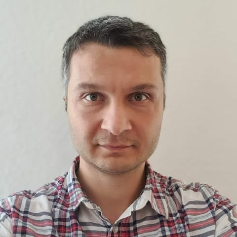 Iacob-Ghiula Adrian, Developer in Vienna, Austria