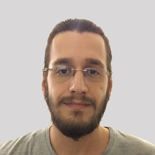Miguel Faggioni Fernandes, Highcharts Coder.