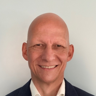 Olaf Luetkehoelter, Freelance OpenStack Engineer.