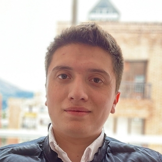 Cristhian Camilo Gomez Neira, Freelance algorithm Engineer.