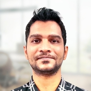 Pujari Devan, Freelance iOS Programmer for Hire.