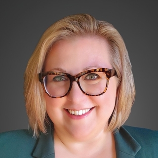 Christine Everson, Top Waterfall Project Management Freelancer.