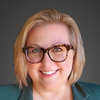 Christine Everson, Top Waterfall Project Management Freelancer.