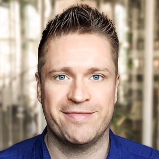 Adam Luzsi, Senior WordPress Programmer and Consultant.