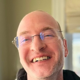 Adam Rotmil, Design Leads Design Freelancer.