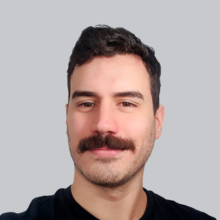 Henrique Teles Da Mota, Senior game Designer.