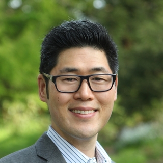 Mark Kim, AWS cloud Engineer.