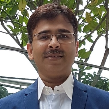 Amit Bajpayee, Finance Expert in Singapore, Singapore