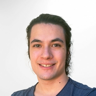 Lucas Valente Paes, Freelance Dialogflow Programmer for Hire.