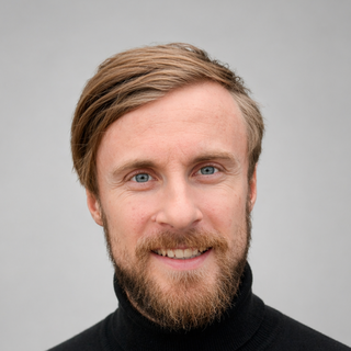 Dejan Blagic, Toptal fintech Designer.