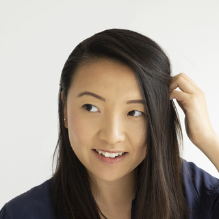 Zheng Alicia Li, Senior CX Designer.