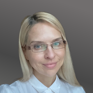 Reina Uba, Expert in Agile Team Lead Project Management