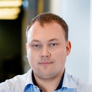 Mateusz Kowalewski, Prism Engineer.