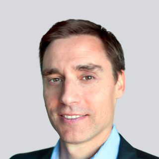 Arnaud Soupa, CFA, Independent part-time CFO Expert.