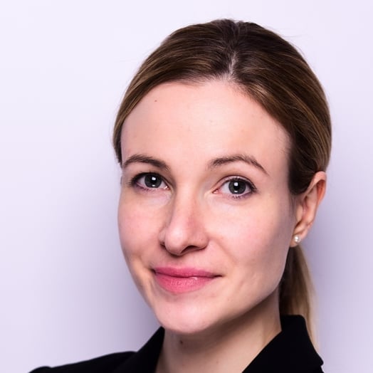 Nadine Tran, Finance Expert in Düsseldorf, North Rhine-Westphalia, Germany