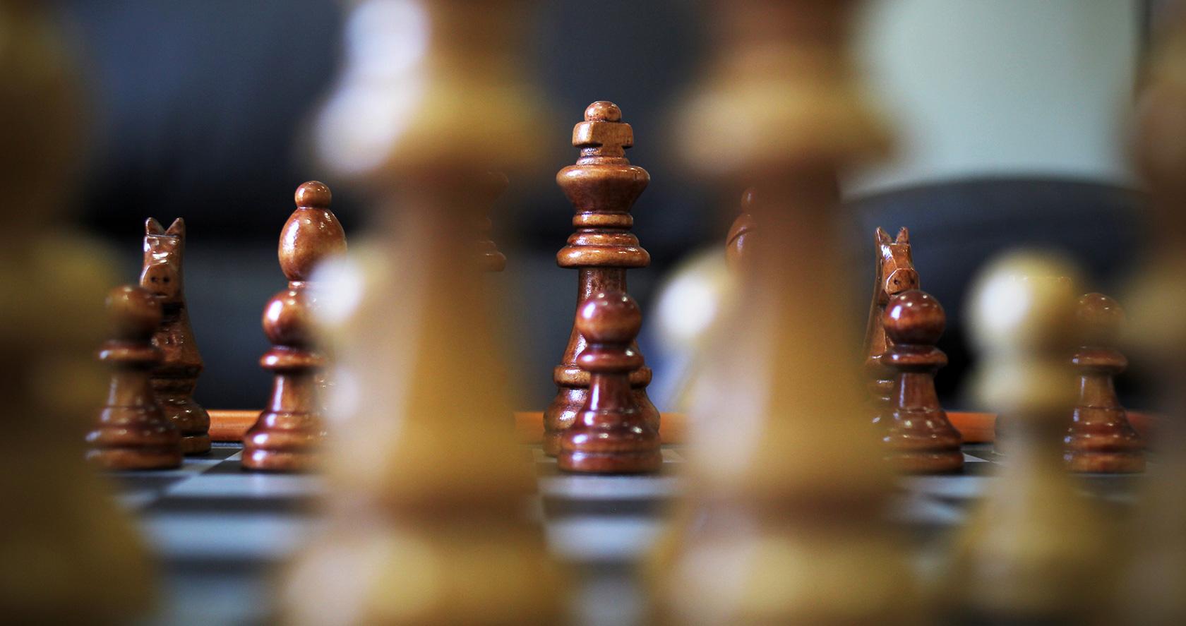 Identifying and evaluating competitors: Competitive analysis