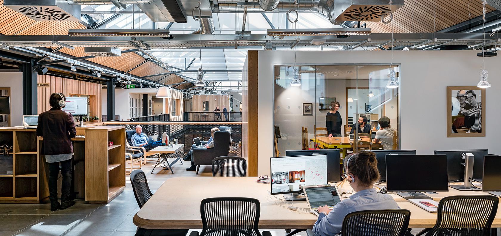 Airbnb UX researcher talks about user research methods