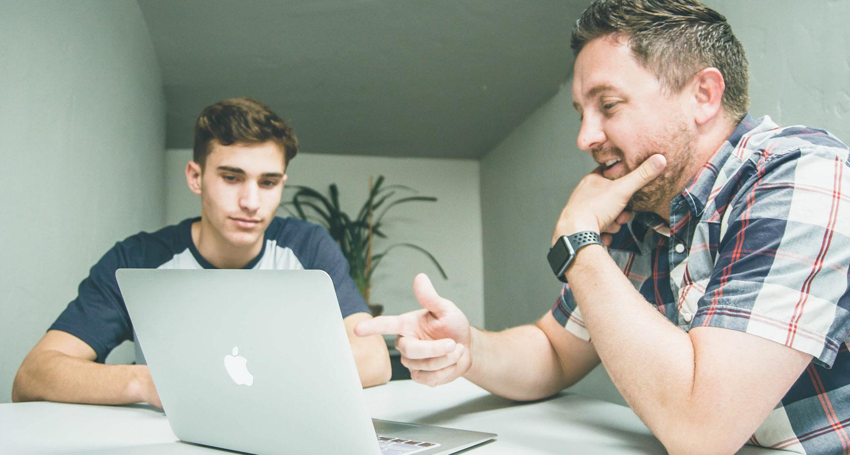 Professional industry mentors contribute a lot to design education